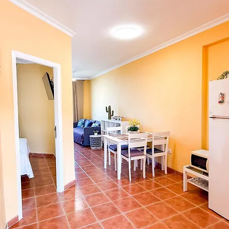 Piso Agaves أذيخي